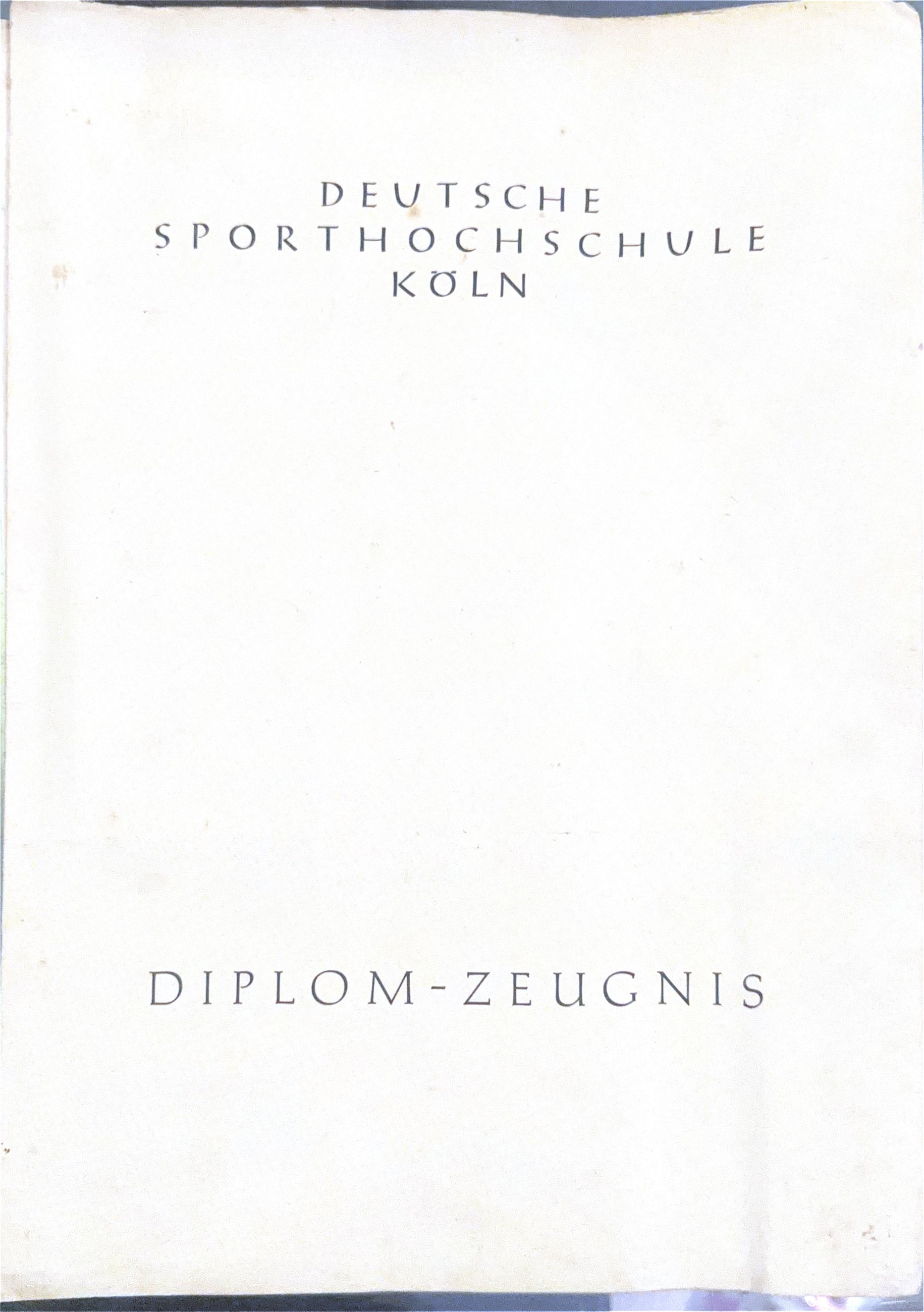 Diplom-Zeugnis — capa