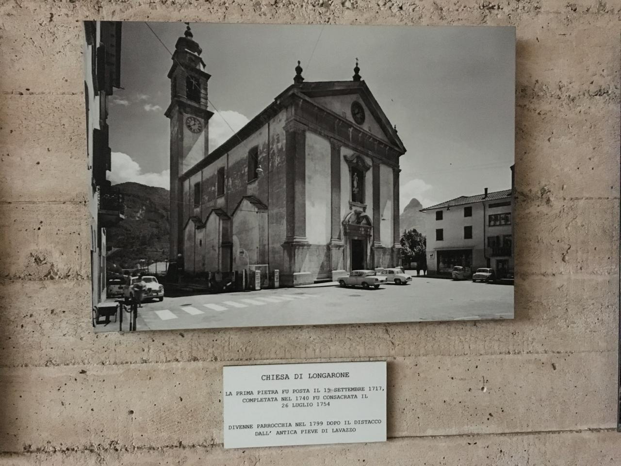 Chiesa di Longarone (1717–1963), antes da tragédia do Vajont.
